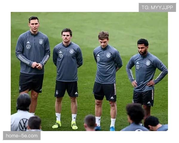 卡明斯基6球科隆波兰攻击手 前场多面手适应不同位置